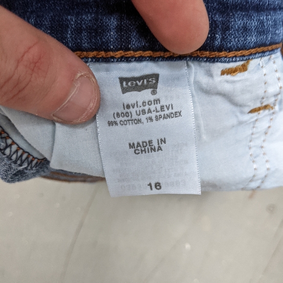 3/30$ Levi"s 515 Denim Bermudas - Picture 3 of 8